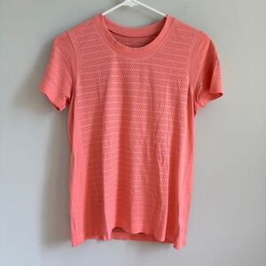 Lululemon mesh tee